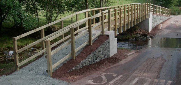 How Timber Bridge Construction Services Provide Safe and Durable Crossings