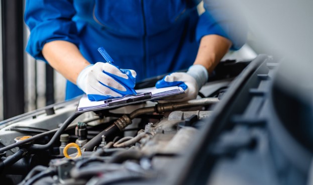Kennewick Auto Maintenance Tips to Save Money